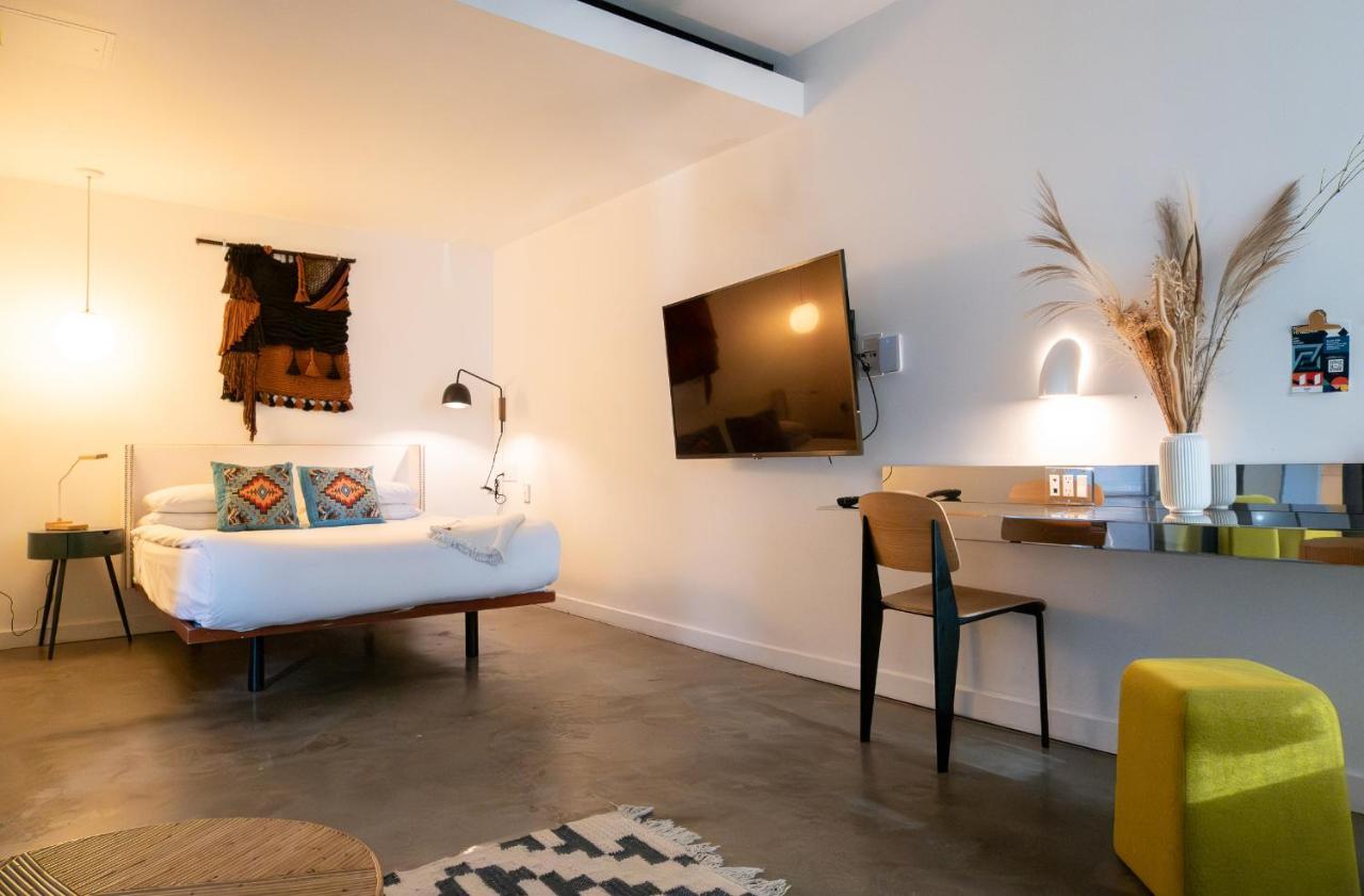 Hotel Alameda, Highline Ню Йорк Екстериор снимка